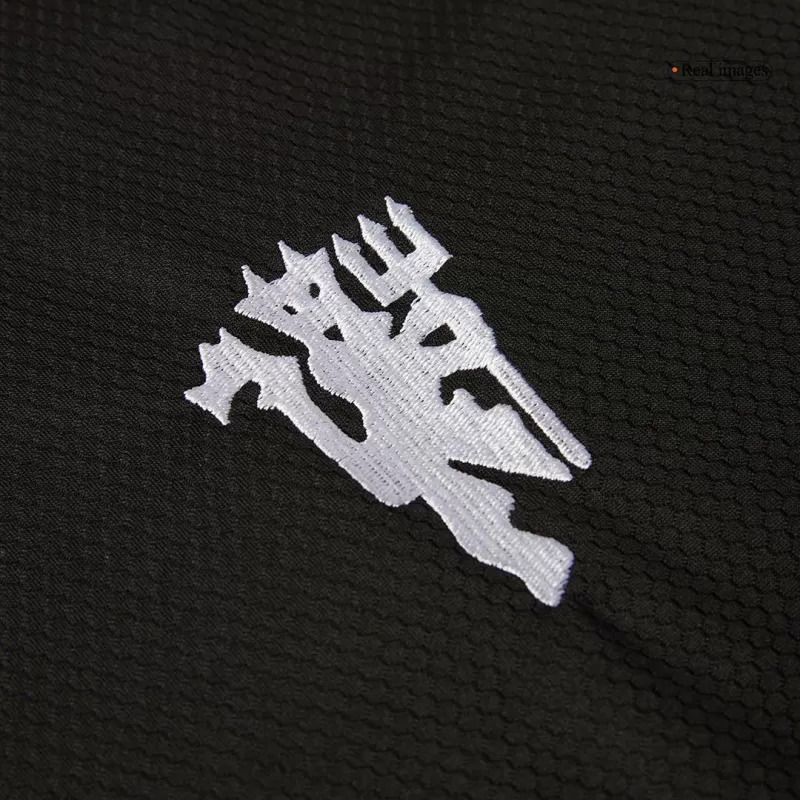 Manchester United Third Away Goalkeeper Soccer Jersey 2024/25 Black - Image 6